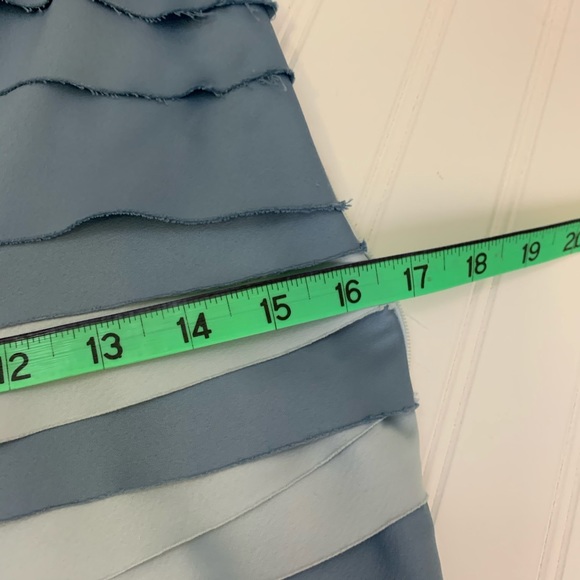 Blue layered bandage cocktail formal dress size 6 - Picture 6 of 8